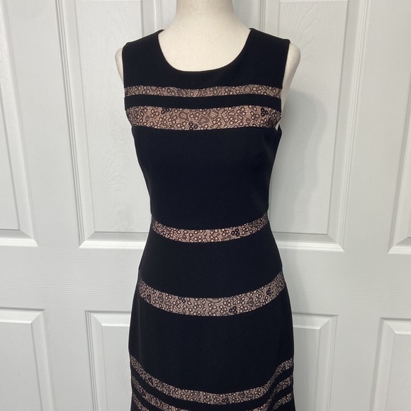 BCBGMaxAzria Katiana Lace Inset Sleeveless Gown - Picture 3 of 7